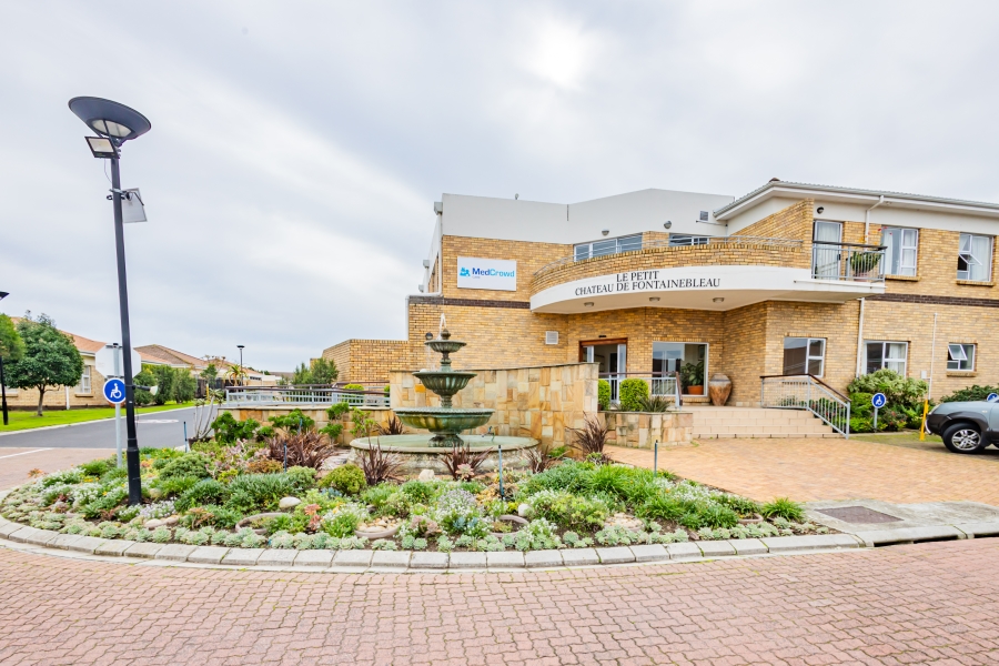 2 Bedroom Property for Sale in Welgelegen Western Cape